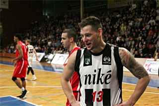 BC Prievidza- MBK Rieker Com-Therm Komárno 86:62 (foto: Ladislav Szibilla)