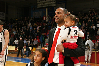 BC Prievidza- MBK Rieker Com-Therm Komárno 86:62 (foto: Ladislav Szibilla)