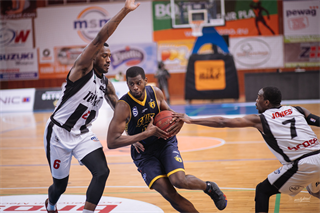BC Prievidza – Iskra Svit 72:82 (foto: Vladimír Králik)