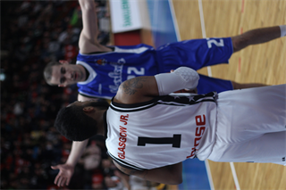 9. kolo Eurovia SBL: BC Prievidza - VŠEMvs Karlovka Bratislava 70:59 (2. fotogaléria)