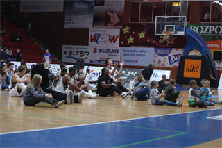 9. kolo Eurovia SBL: BC Prievidza - VŠEMvs Karlovka Bratislava 70:59 (2. fotogaléria)
