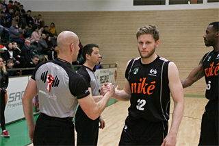 MBK Handlová - BC Prievidza 74:76 (foto: Ladislav Szibilla)