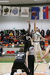 MBK Handlová - BC Prievidza 74:76 (foto: Ladislav Szibilla)