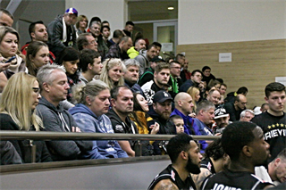 MBK Handlová - BC Prievidza 74:76 (foto: Ladislav Szibilla)