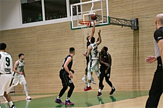 MBK Handlová - BC Prievidza 74:76 (foto: Ladislav Szibilla)