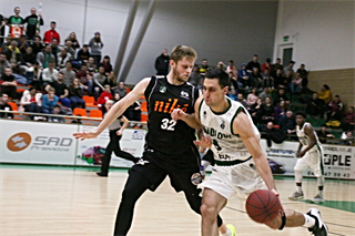 MBK Handlová - BC Prievidza 74:76 (foto: Ladislav Szibilla)