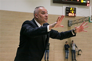 MBK Handlová - BC Prievidza 74:76 (foto: Ladislav Szibilla)