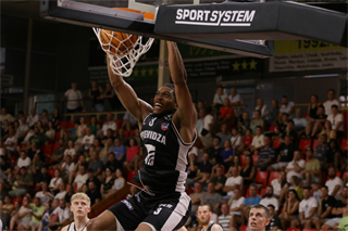 Príprava: BC Prievidza - Basket Brno 77:69 (Foto Ladislav Szibilla)