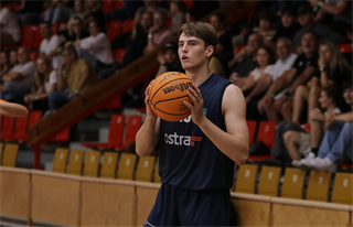 Príprava: BC Prievidza : NH Ostrava 92:76 (Foto Ladislav Szibilla)	