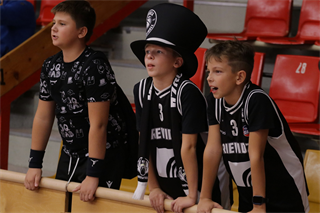 Európsky pohár FIBA: BC Prievidza - Alba Fehervar 102:85 (Foto Ladislav Szibilla)	