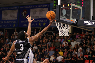 Európsky pohár FIBA: BC Prievidza - Alba Fehervar 102:85 (Foto Ladislav Szibilla)	