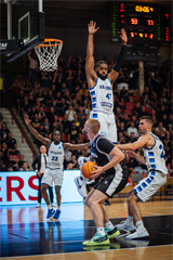 Európsky pohár FIBA: BC Prievidza - Alba Fehervar 102:85 (Foto: Vladimír Králik)	