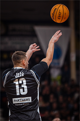 4. kolo TIPOS SBL: BC Prievidza - MBK Handlová 94:66 (Vladimír Králik)	